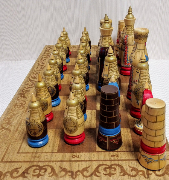 russian-wooden-chess.jpg
