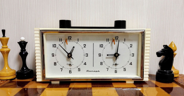 chess-clock-ochz.jpg