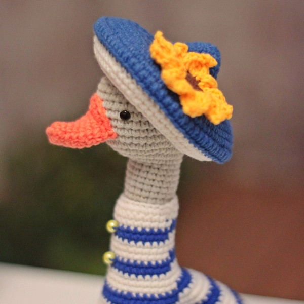 amigurumi goose