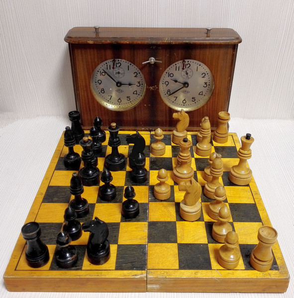 wooden-chess-ussr.jpg