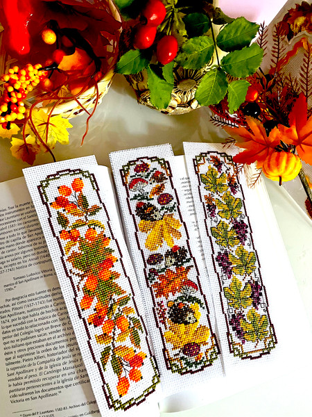 3 Autumn Bookmarks 2.jpg