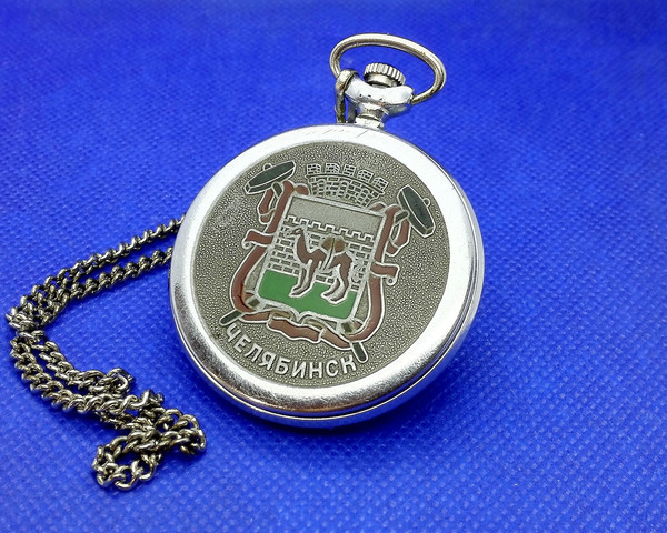soviet-pocket-watch-coats-of-arms-of-russia.jpg