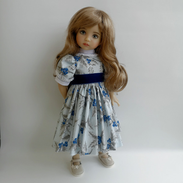 Christmas dress for dolls: Ruby Red Fashion Friends, Little - Inspire ...