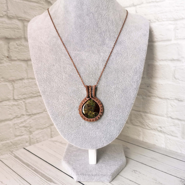 Wire wrapped copper necklace with Dragons Blood Jasper. Dragons blood jasper pendant. Unusual handcrafted gift.6.jpg