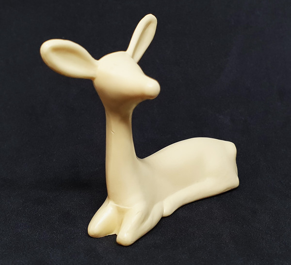 2 Vintage USSR Modern Art Deco Animal Figurines BABY DEER Plastic 1970s.jpg