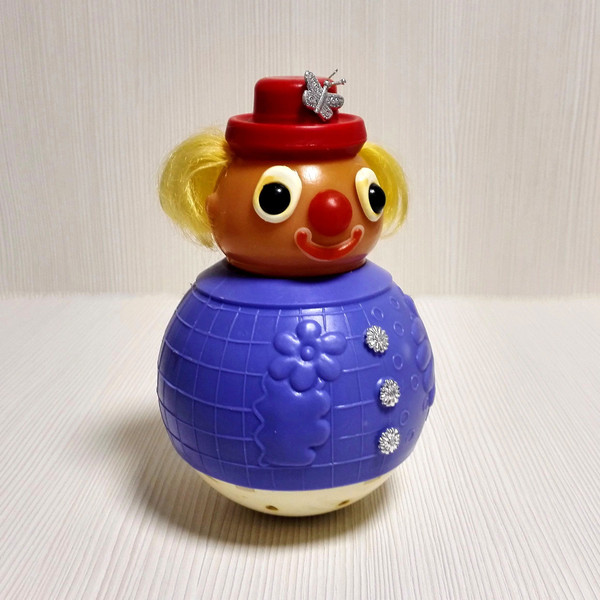 clown-toy-ussr.jpg