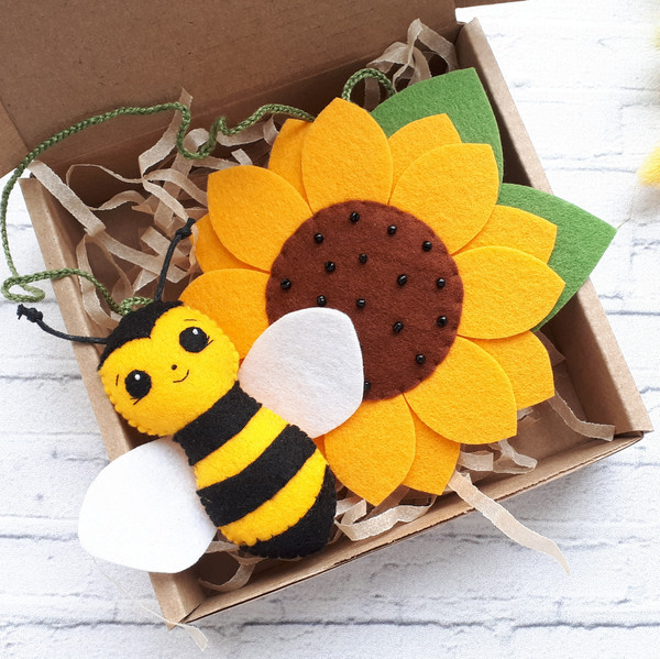 Bee plush, Sunflower charm, Sunflower gifts for women, Car a - Inspire  Uplift