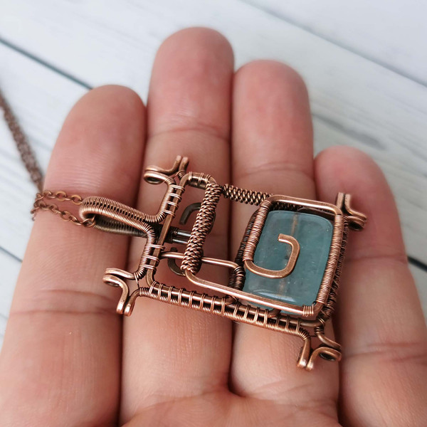 Copper-necklace-with-Aquamarine-Wire-wrapped-pendant-with-Aquamarine-3.jpg