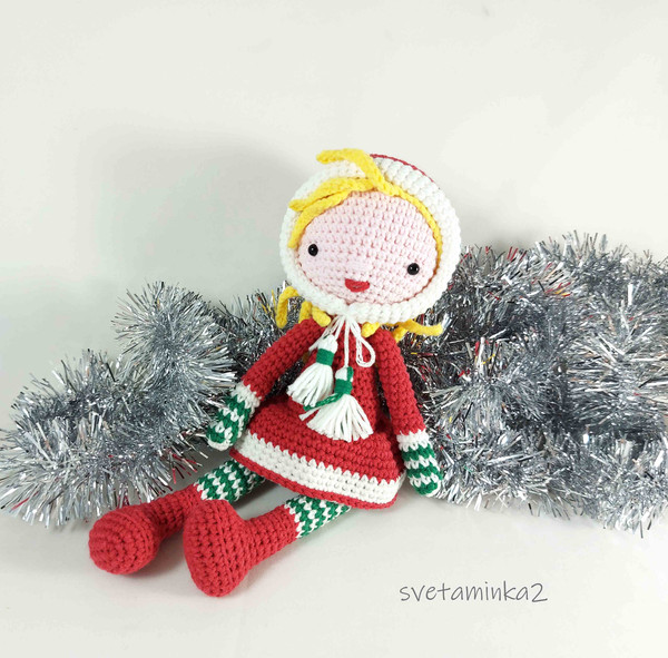 christmas-crochet-doll-pattern-3.jpg