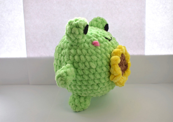 Crochet plush frog pattern .jpeg