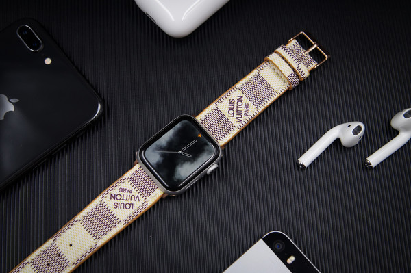 Custom Made Luxury L.V Monogram Leather Apple Watch Band for