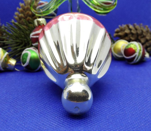 christmas-tree-toy-glass-parachute.JPG