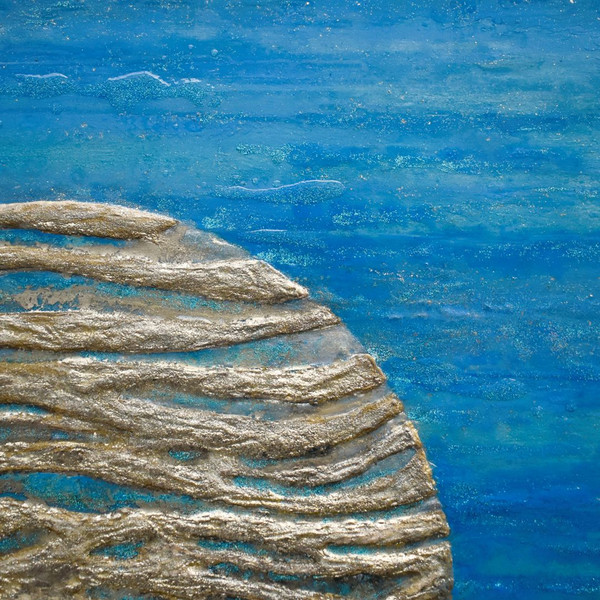 ocean-painting-textured-artwork-with-gold-detal-of-blue-abstract-art