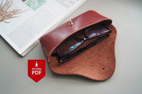 No.79 | Leather Sunglasses Case (Digital Pattern)