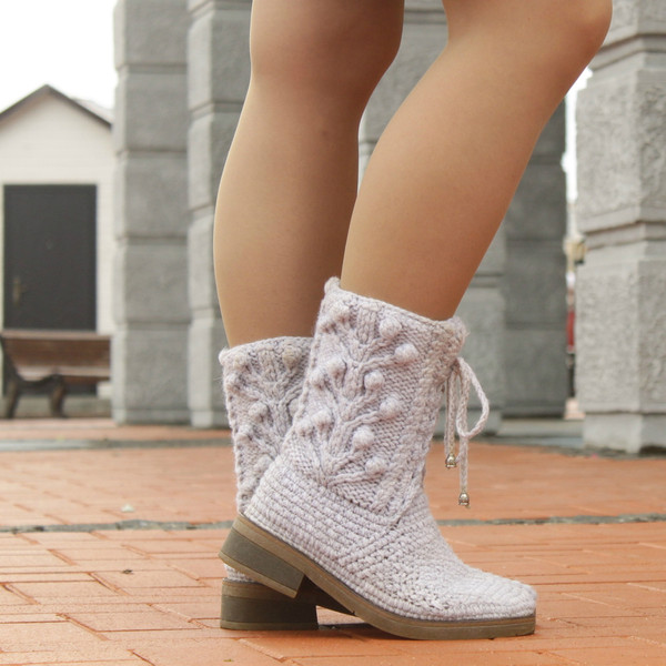 knit ankle boots ugg cardy crochet  2.jpg