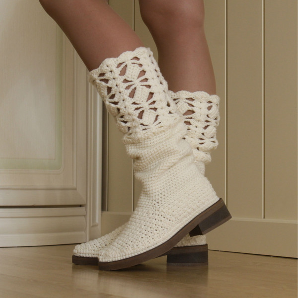 crochet boots ugg knitted snow.jpg