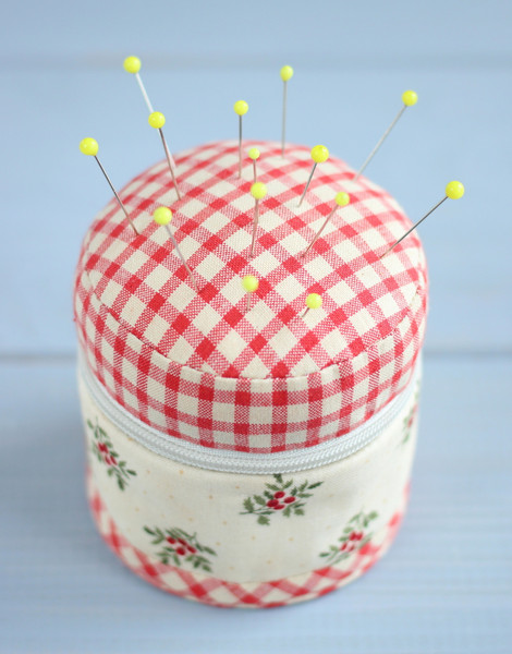 sewing organizer-pincushion sewing pattern-2.JPG