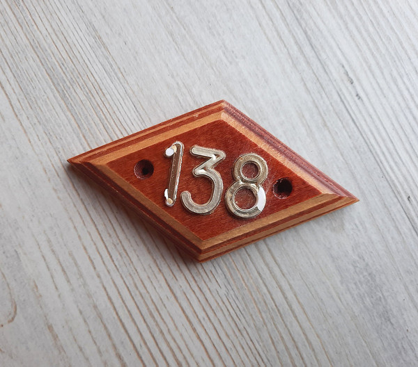 wooden_number138.7.jpg