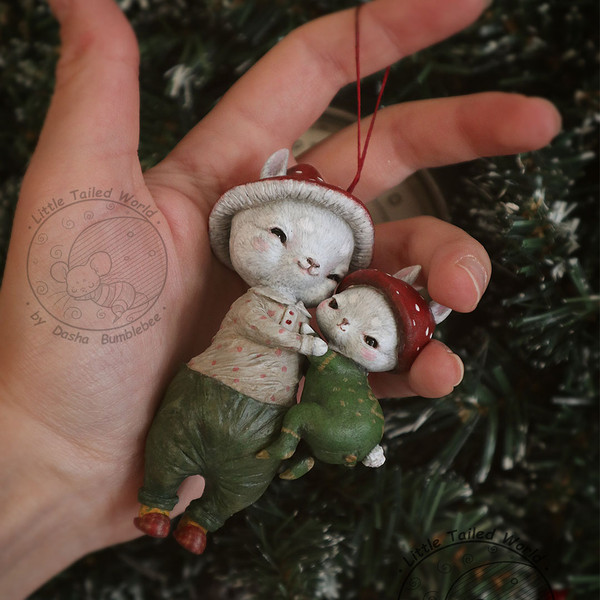 mushroom-bunny-christmas-decor.jpg