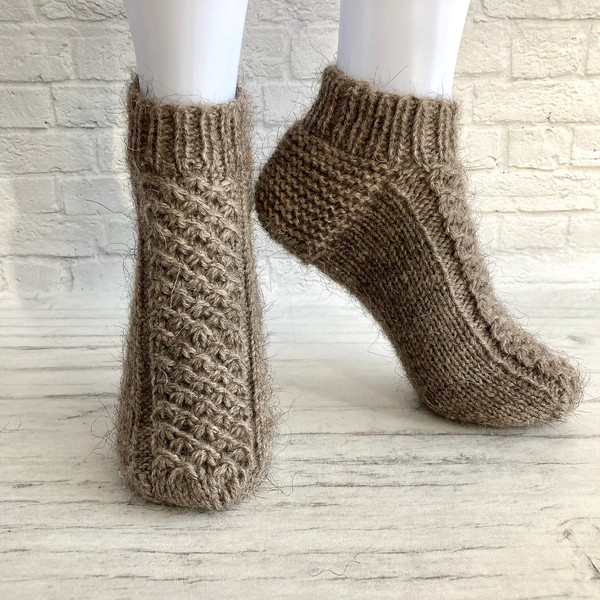 Handmade Wool Socks, Woolen Socks, Hand Made Cozy Sokcs, Warm Socks for  Winter, Christmas Gift, Natural Wool Knitted Socks, Xmas Style -  New  Zealand