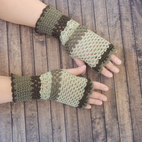 lace_wool_gloves.jpg