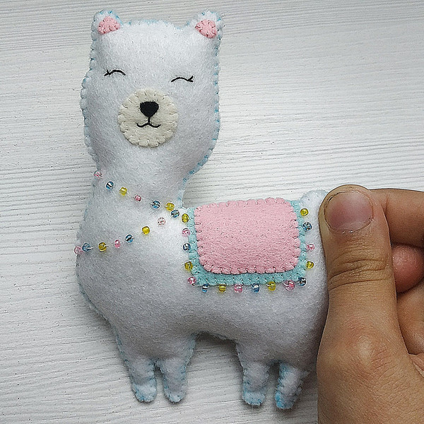 Llama Plush Felt Animals Sewing pattern for felt ornaments or -   Portugal