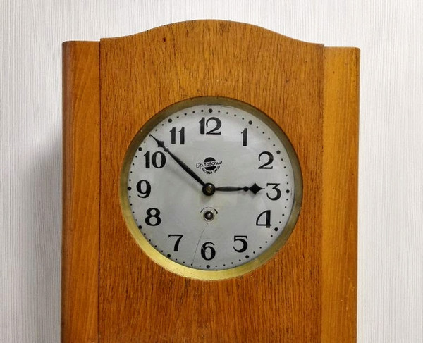 antique-wall-clock.JPG