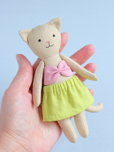 mini-cat-doll-sewing-pattern-4.jpg