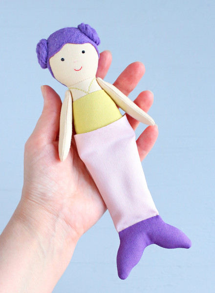 Mini-dolls-sewing-pattern-11.jpg