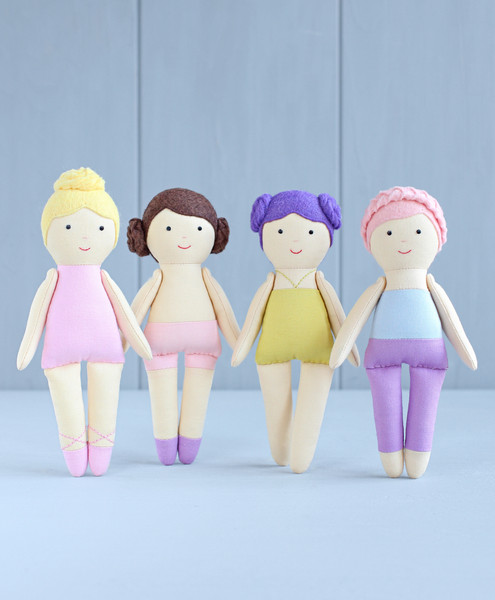 Mini-dolls-sewing-pattern-1.jpg