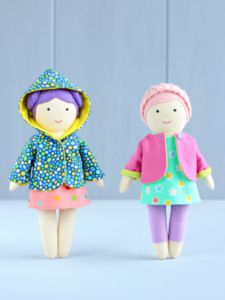 mini-dolls-with-clothes-6.jpg