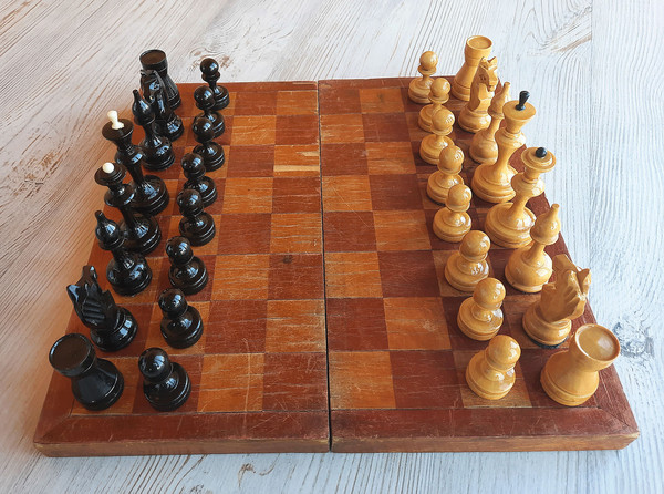 Soviet wooden chess board medium size - 40 cm vintage foldin - Inspire  Uplift