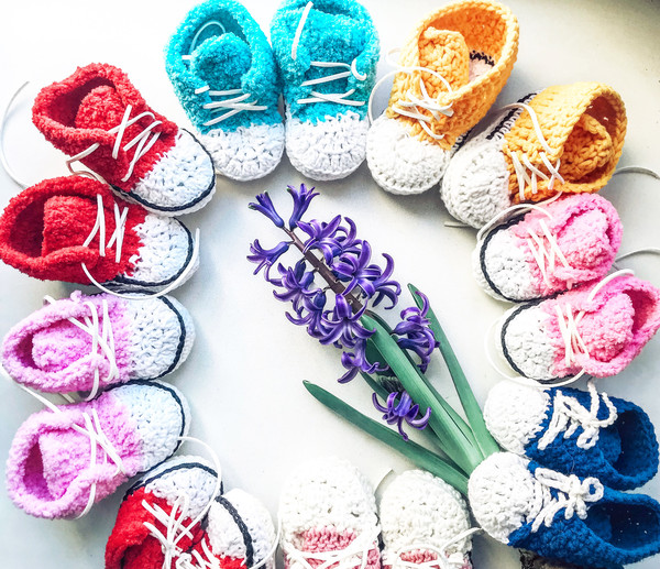 Baby booties, kids knitted socks