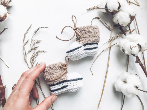 Baby booties, kids knitted socks