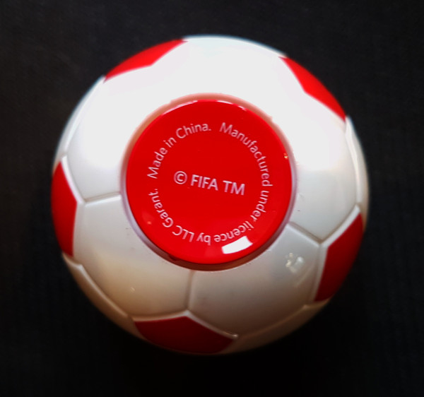 4 RUSSIA 2018 FIFA World Cup spinner soccer ball form.jpg