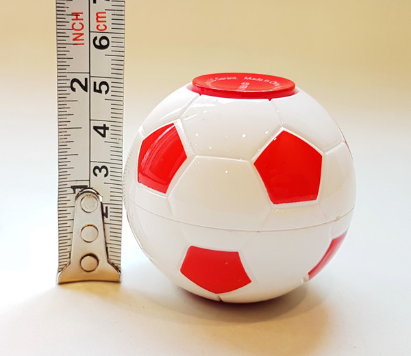11 RUSSIA 2018 FIFA World Cup spinner soccer ball form.jpg