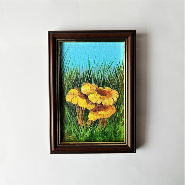 Handwritten-mushroom-chanterelle-in-the-clearing-by-acrylic-paints-2.jpg