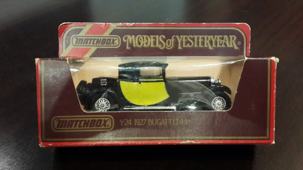 1 1983 Matchbox Bugatti 138 Scale Models Of Yesteryear 1928 Diecast Car Model.jpg