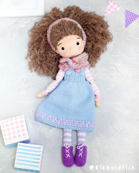 Crochet doll pattern