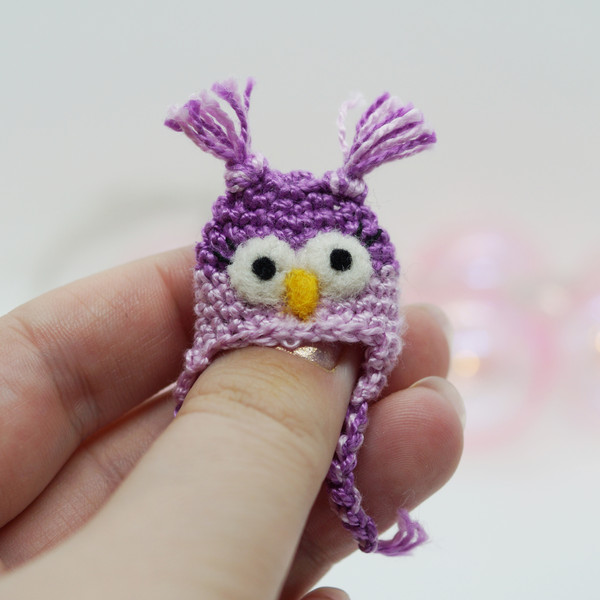 tiny-crochet-hat