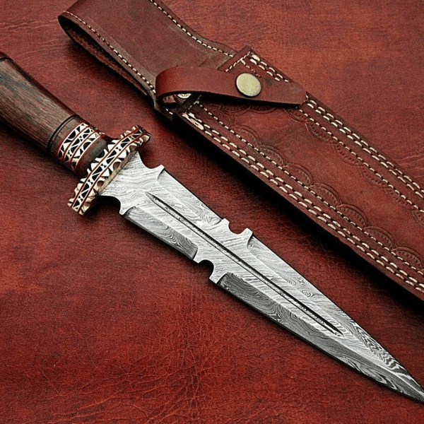 Custom Handmade Damascus Steel Hunting Dagger Knife With leather Sheath2.jpg