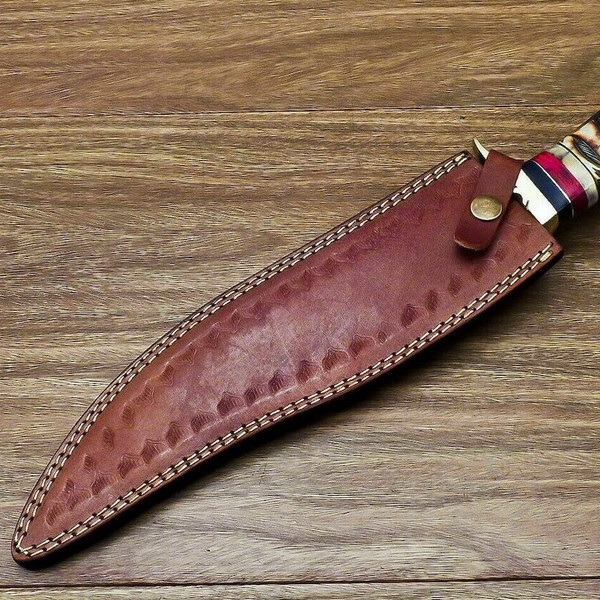 Custom Made Damascus Steel Hunting BOWIE Knife now.jpg