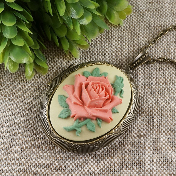 Pink Rose Flower Cameo Locket Necklace Vintage Floral Rose C