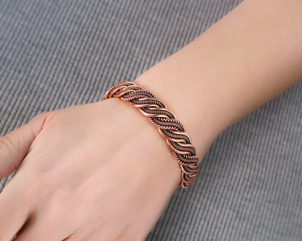 Wire wrapped copper bracelet / Unique stranded wire jewelry Wire