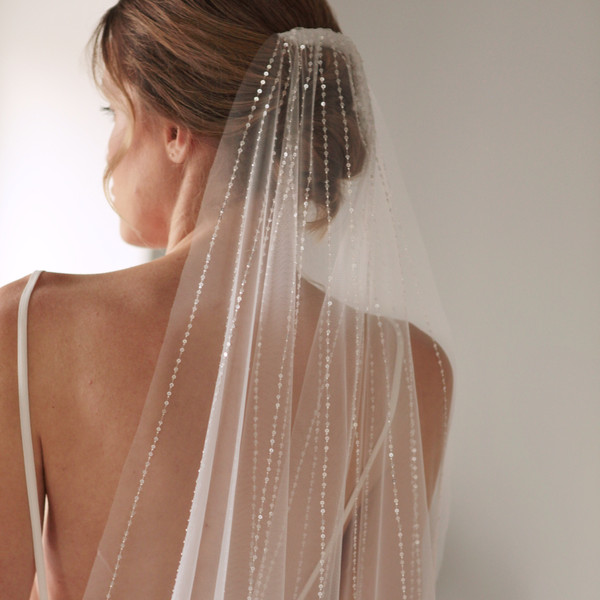 bridal veil for wedding with beads