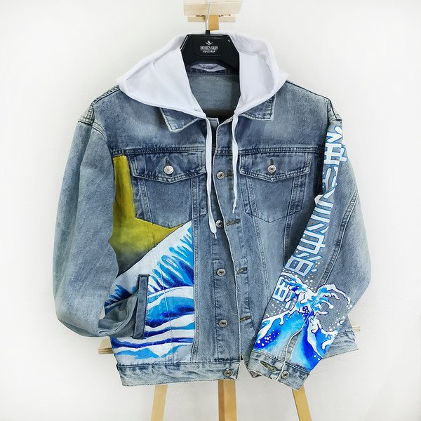 Designer- art- Katsushiki- Hokusai- Hand- painted- unisex -Denim -jacket- fabric- painted- denim- jacket- custom- jean- jacket 1.jpg