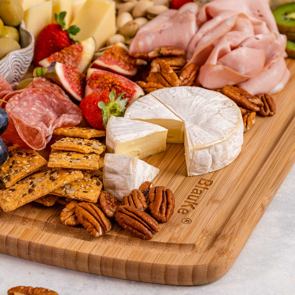 Large Magnetic Cutting Board Made From Walnut Wood Carved Juice