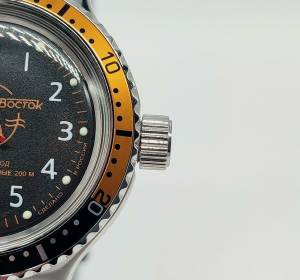 mechanical-automatic-watch-Vostok-Amphibia-Scuba-dude-Diver-Black-Orange-420380-5