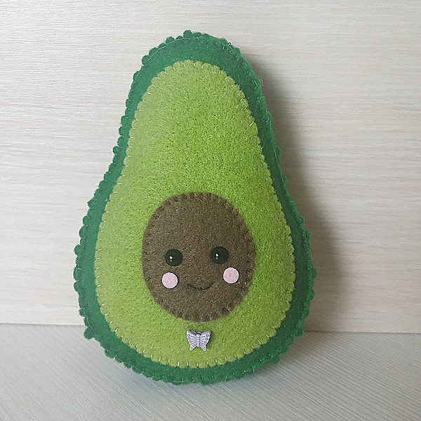 felt avocado toy - 14.jpg