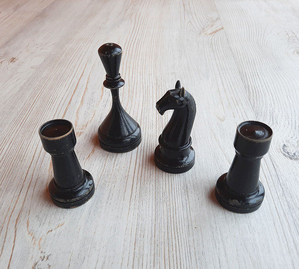 Black spare reserve Soviet chess pieces BF2: king, rooks. kn - Inspire  Uplift